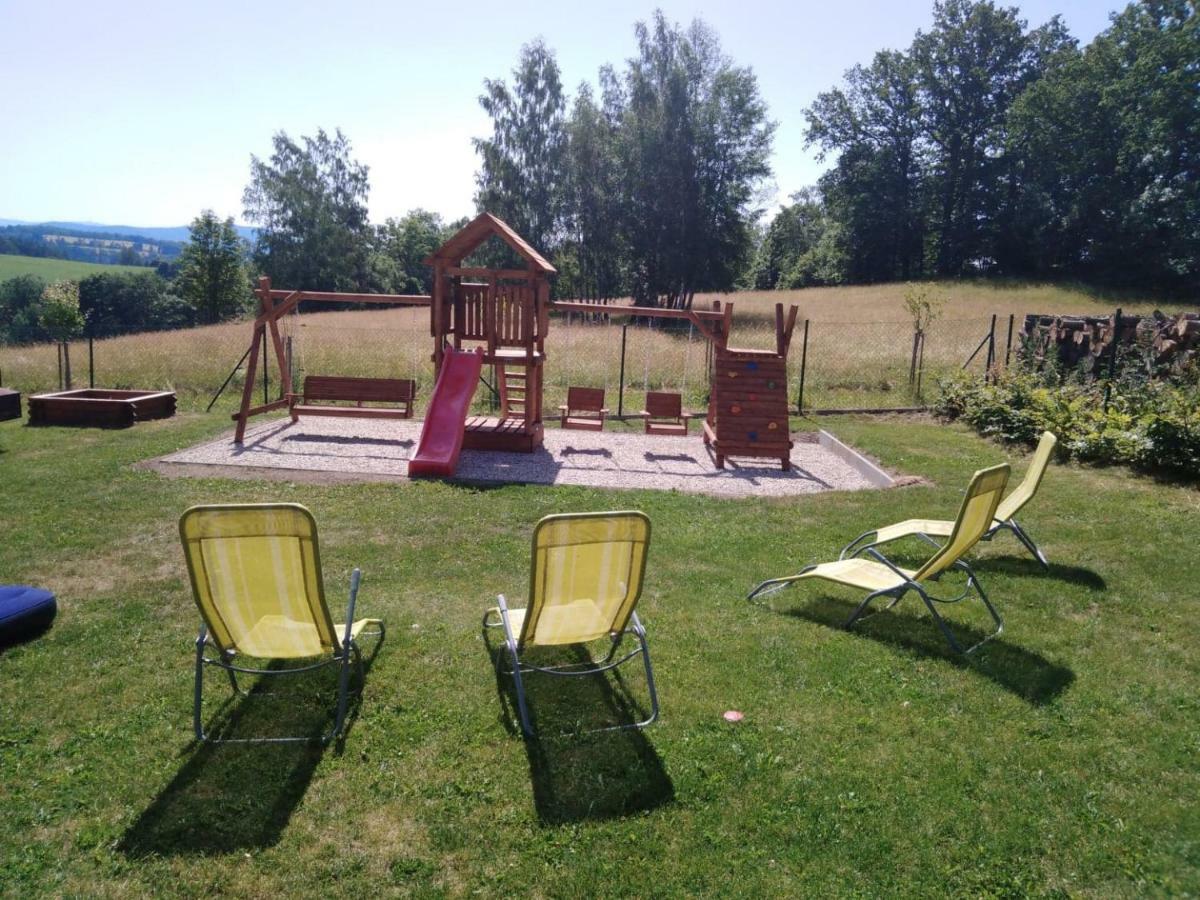 Pension Stara Skola Vysoke Zibridovice エクステリア 写真